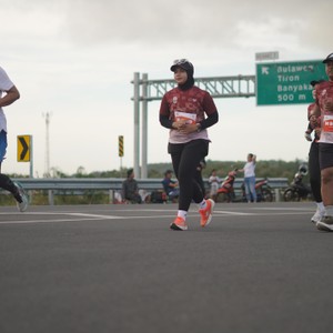 Race photo from KEDIRI HALF MARATHON 2026