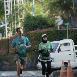 Race photo from VIBES AND STRENGTH CAMP ABR 2025