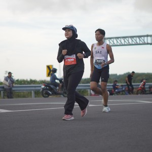 Race photo from KEDIRI HALF MARATHON 2026