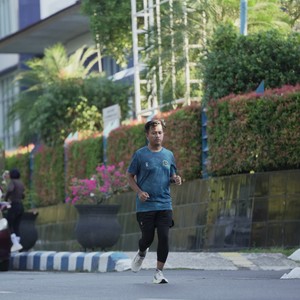 Race photo from VIBES AND STRENGTH CAMP ABR 2025