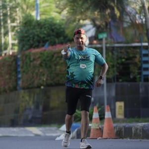Race photo from VIBES AND STRENGTH CAMP ABR 2025