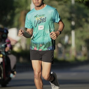 Race photo from VIBES AND STRENGTH CAMP ABR 2025