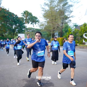 Race photo from BOGORUN 2026
