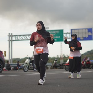Race photo from KEDIRI HALF MARATHON 2026