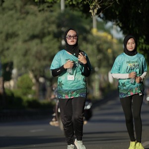 Race photo from VIBES AND STRENGTH CAMP ABR 2025
