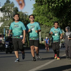 Race photo from VIBES AND STRENGTH CAMP ABR 2025