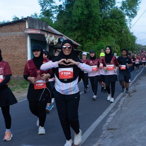 Race photo from KEDIRI HALF MARATHON 2026