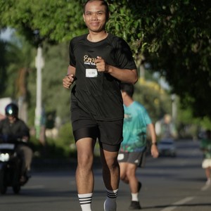 Race photo from VIBES AND STRENGTH CAMP ABR 2025
