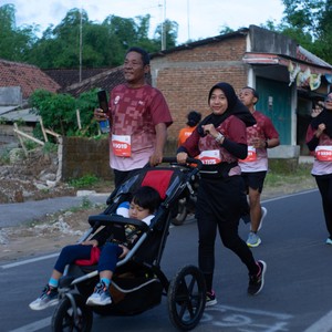 Race photo from KEDIRI HALF MARATHON 2026