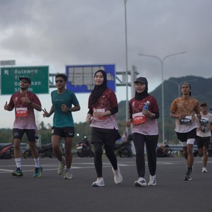 Race photo from KEDIRI HALF MARATHON 2026