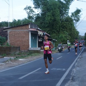 Race photo from KEDIRI HALF MARATHON 2026