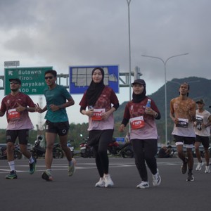 Race photo from KEDIRI HALF MARATHON 2026