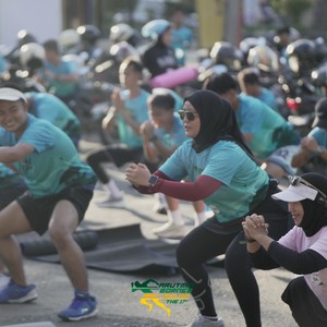 Race photo from VIBES AND STRENGTH CAMP ABR 2025