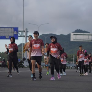 Race photo from KEDIRI HALF MARATHON 2026