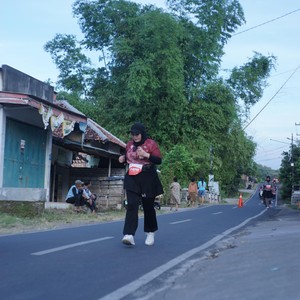 Race photo from KEDIRI HALF MARATHON 2026