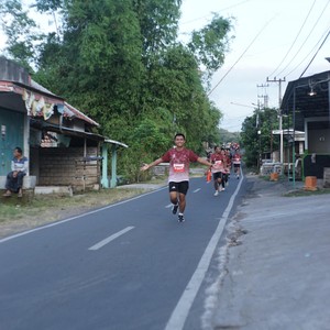 Race photo from KEDIRI HALF MARATHON 2026