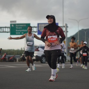 Race photo from KEDIRI HALF MARATHON 2026