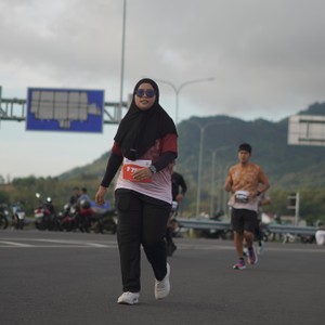 Race photo from KEDIRI HALF MARATHON 2026