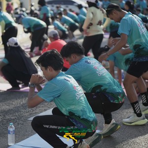 Race photo from VIBES AND STRENGTH CAMP ABR 2025