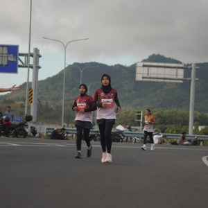 Race photo from KEDIRI HALF MARATHON 2026