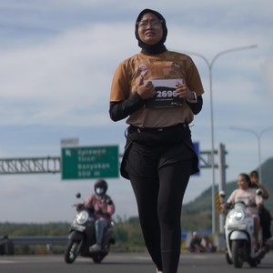 Race photo from KEDIRI HALF MARATHON 2026