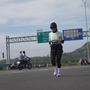 Race photo from KEDIRI HALF MARATHON 2026