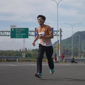 Race photo from KEDIRI HALF MARATHON 2026