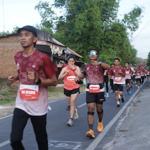 Race photo from KEDIRI HALF MARATHON 2026