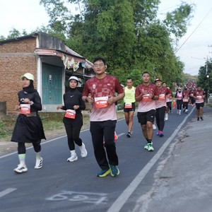 Race photo from KEDIRI HALF MARATHON 2026