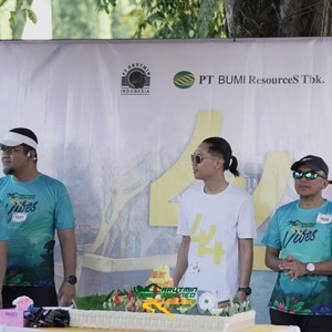 Race photo from VIBES AND STRENGTH CAMP ABR 2025