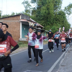 Race photo from KEDIRI HALF MARATHON 2026