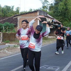 Race photo from KEDIRI HALF MARATHON 2026