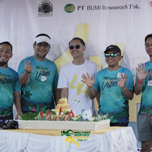 Race photo from VIBES AND STRENGTH CAMP ABR 2025