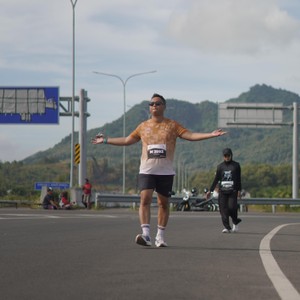 Race photo from KEDIRI HALF MARATHON 2026