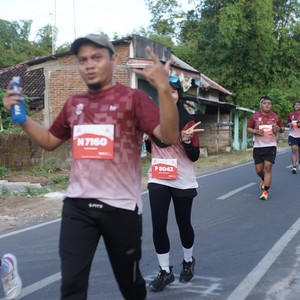 Race photo from KEDIRI HALF MARATHON 2026