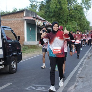 Race photo from KEDIRI HALF MARATHON 2026