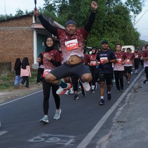 Race photo from KEDIRI HALF MARATHON 2026