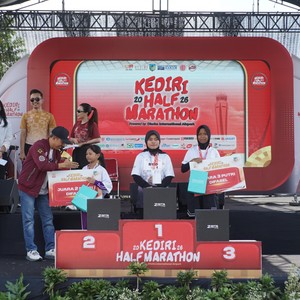 Race photo from KEDIRI HALF MARATHON 2026