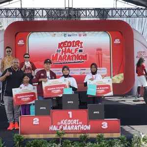 Race photo from KEDIRI HALF MARATHON 2026