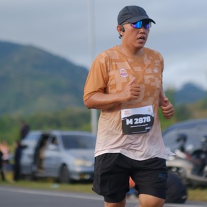 Race photo from KEDIRI HALF MARATHON 2026