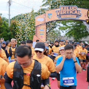 Race photo from KELUD VERTICAL CHALLENGE 2025
