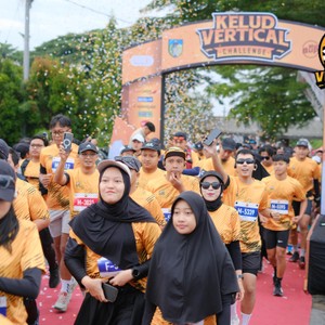 Race photo from KELUD VERTICAL CHALLENGE 2025