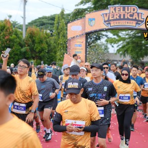 Race photo from KELUD VERTICAL CHALLENGE 2025
