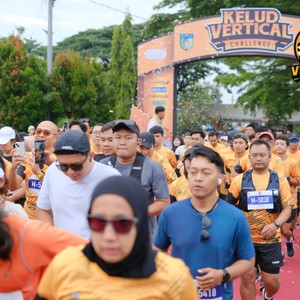 Race photo from KELUD VERTICAL CHALLENGE 2025