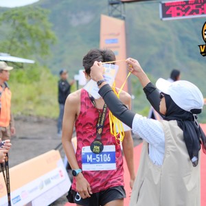 Race photo from KELUD VERTICAL CHALLENGE 2025