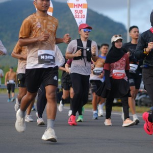 Race photo from KEDIRI HALF MARATHON 2026