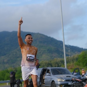 Race photo from KEDIRI HALF MARATHON 2026