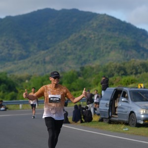 Race photo from KEDIRI HALF MARATHON 2026