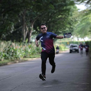 Race photo from LINTAS TEKNOLOGI SOLUTIONS DAY
