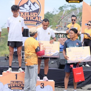 Race photo from KELUD VERTICAL CHALLENGE 2025